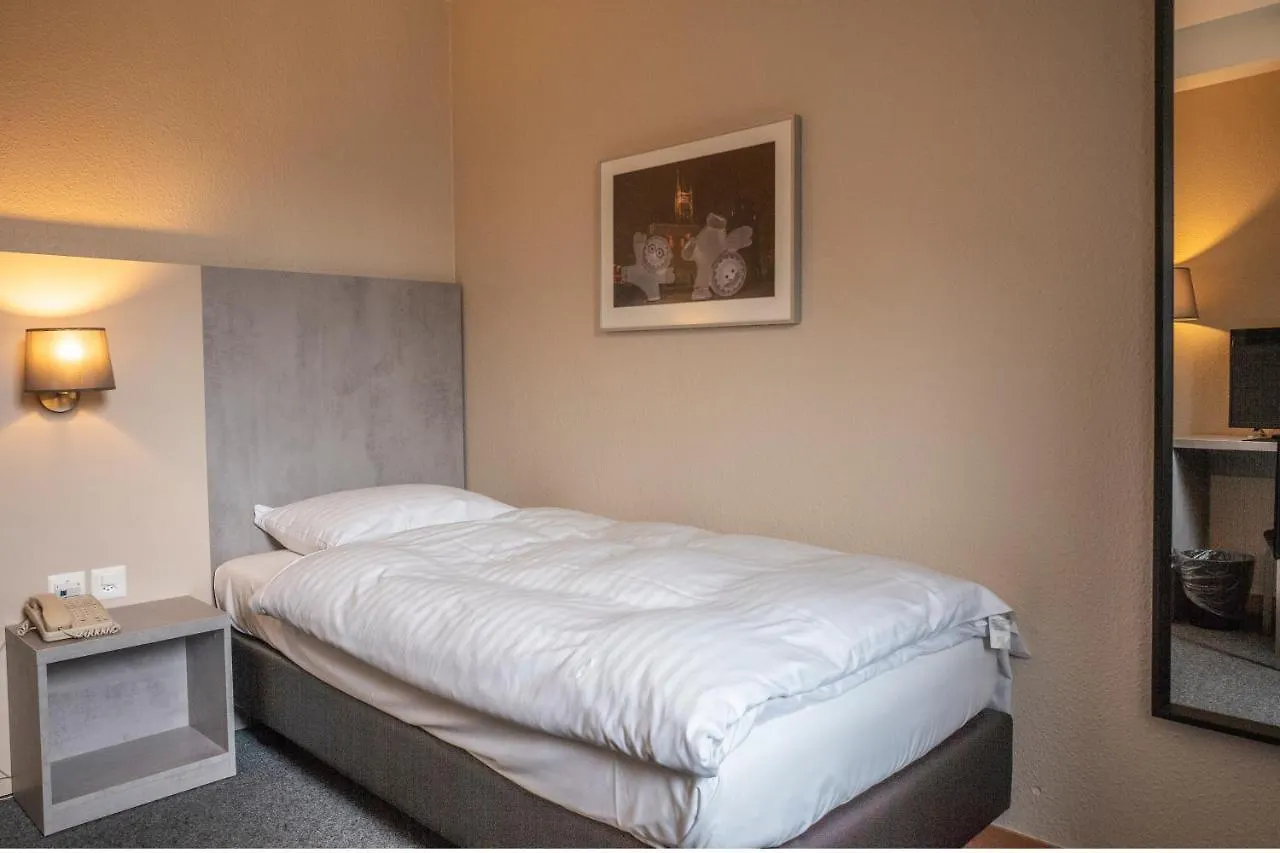 **  Hotel Lido Geneva Switzerland